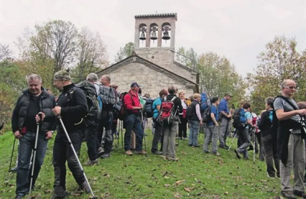 Kostanj - povezovalec ljudi dobre volje