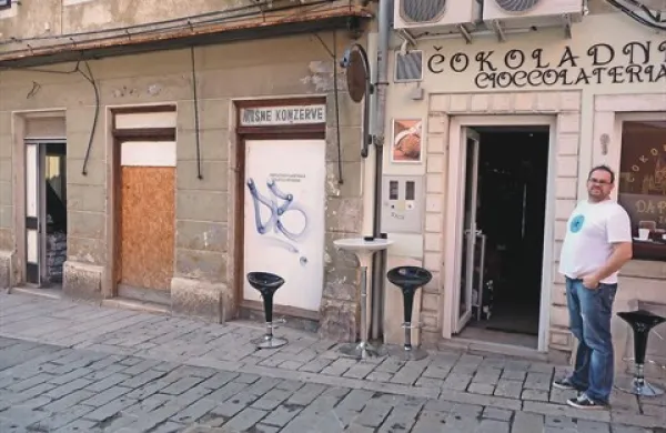 Ob čokoladnici kmalu tudi kavarna