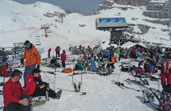 Vse kaže, da Kanin še dve leti, morda pa še dlje ne bo gostil smučarjev