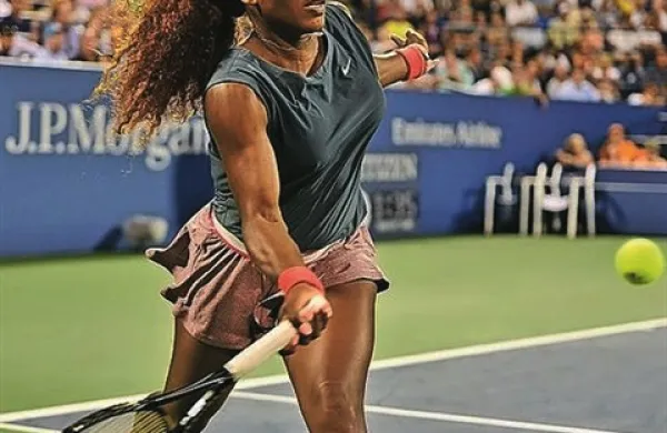 Ameriška teniška igralka Serena Williams je še četrtič (2001, 2009, 2012) v karieri osvojila zaključni turnir najboljših teniških igralk