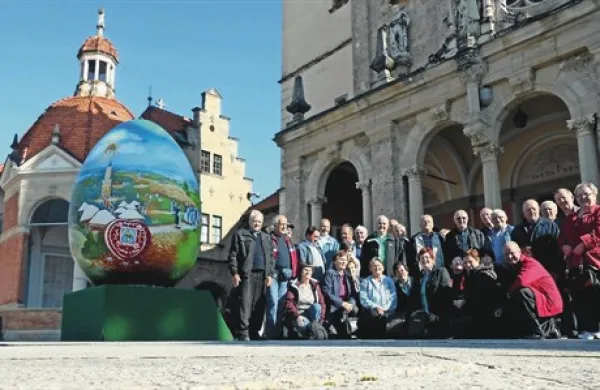 V oktobru  so pevci  MoPZ Janez Svetokriški  gostovali in prepevali  v Hrvaškem Zagorju