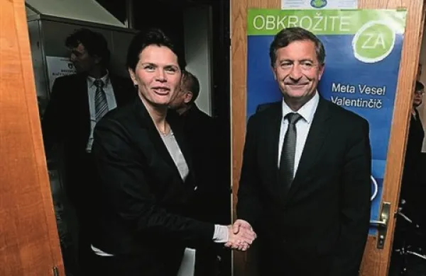 Stranki upokojencev je uspelo koalicijske partnerice prepričati, da se predlagana obdavčitev stanovanj in hiš uveljavi v polni meri šele z letom 2016