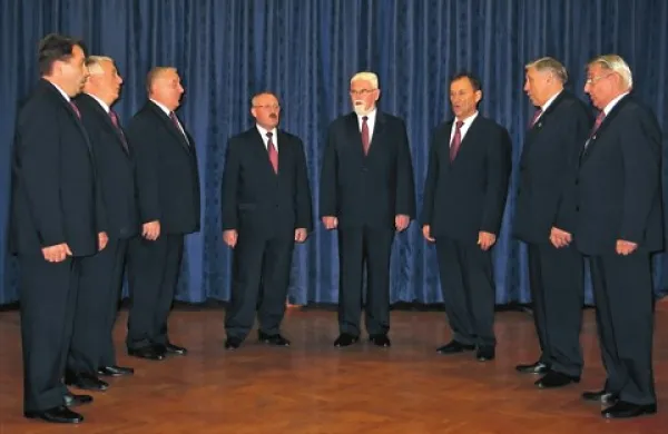 Nastop Okteta Bori na jubilejnem koncertu v Pivki