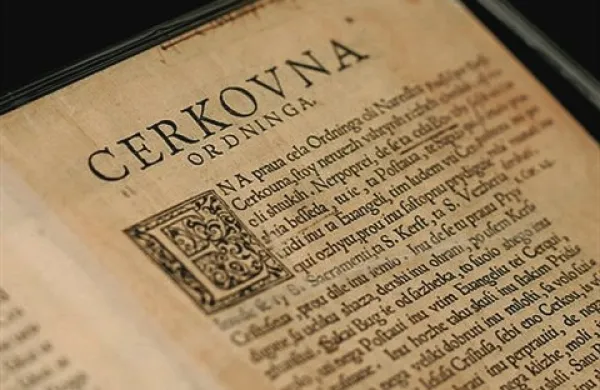 Primož Trubar je s Cerkovno ordningo    želel vzpostaviti slovensko protestantsko cerkev 