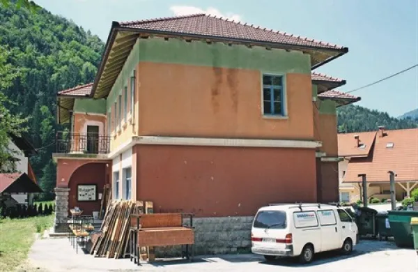 Občina je s 45.000 evri  pomagala do novega ostrešja in najnujnejših ureditvenih del