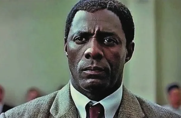 Nelsona Mandelo je v filmu Mandela, Long Walk to Freedom  upodobil britanski igralec Idris Elba 