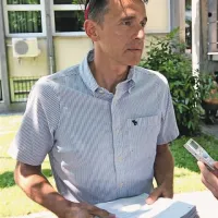 Janez Artič, prej predsednik NS SGP Gorica, sedaj njegov likvidacijski upravitelj. Ko smo ga klicali za pojasnila, se je oglasil odzivnik - v ameriški angleščini. 