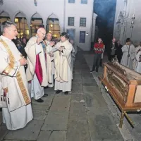 Sinoči so se v Koper vrnile Monaldove relikvije