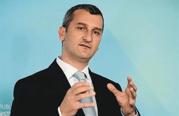Samo Omerzel: “Od presečnega datuma naprej odpustkov in popustkov ne bo več”