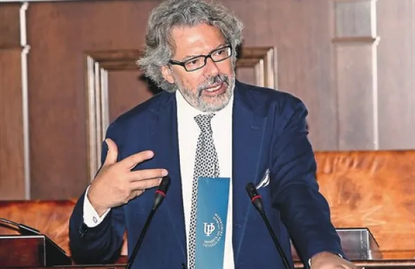 Prof. Diego de Leo