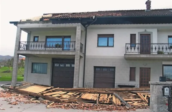  V prihodnjih dneh zavarovalnice pričakujejo  večji del prijav škode