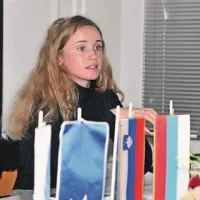 &Scaron;čepec ru&scaron;čine  vselej dobro dene poslom