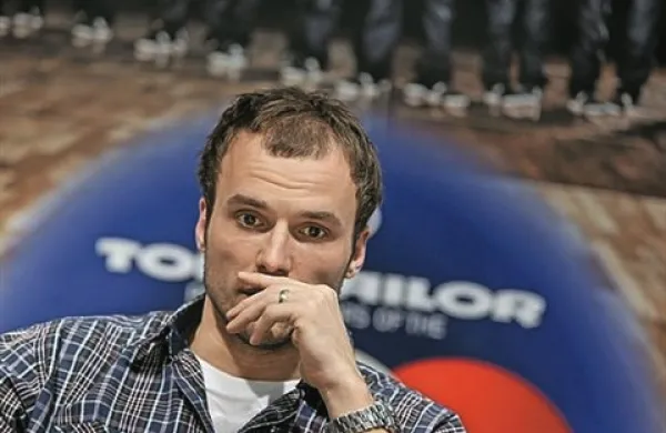 Slovenski rokometni reprezentant in srednji zunanji igralec poljske ekipe Vive Targi Kielce, Uroš Zorman, je med kandidati za najboljšega rokometaša na svetu v letu 2013