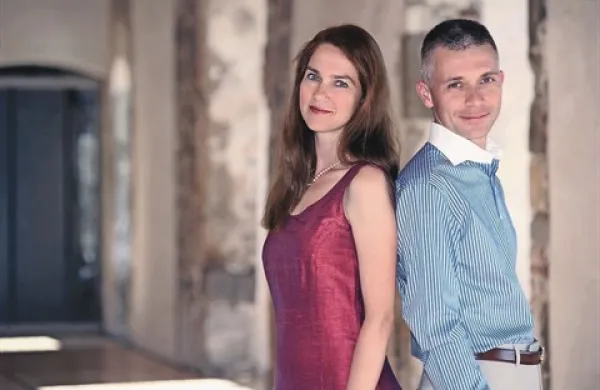  51. sezono koprskega  Društva prijateljev glasbe bo nocoj začel duo Claripiano: pianistka Tatjana Kaučič in klarinetist Dušan Sodja  