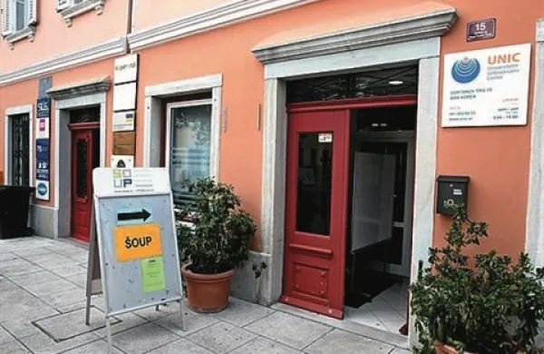 Če volitev v Študentski organizaciji Univerze na Primorskem ne bodo ponovili na demokratičen način, zahtevamo  njen izbris  iz registra študentskih organizacij, vse do vzpostavitve zakonitega delovanja, poziva študentska Lista Burja