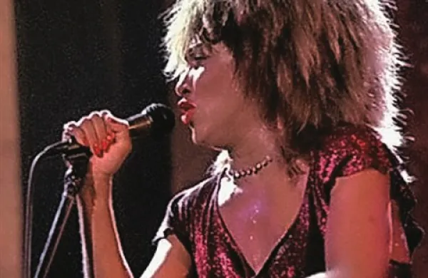 Ameriška pevka Tina Turner ne bo več državljanka ZDA