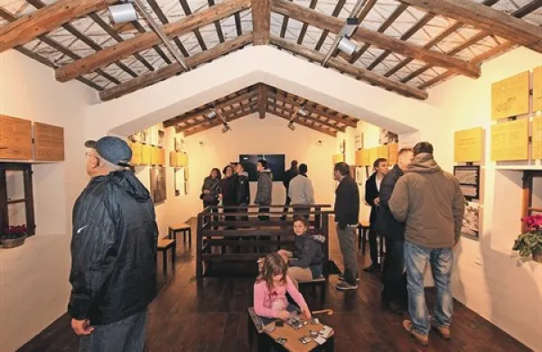 Briško hišo so temeljito prenovili in jo odprli skupaj z razstavo  Briška hiša skozi čas