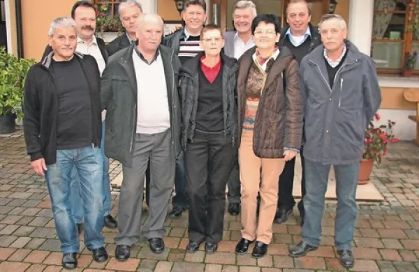 Srečanje generacije '53 z O&Scaron; Pregarje
