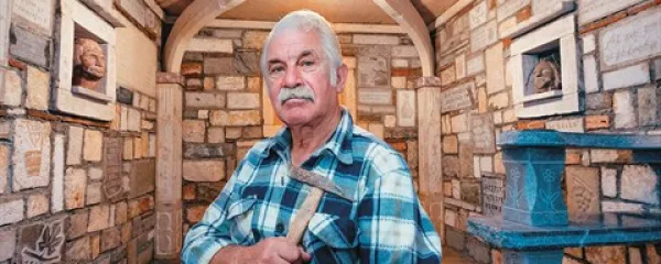 Danilo Rovan: “Pri zidavi in opremi kleti me je vodilo žalostno spoznanje, da v današnjem času preradi pozabljamo vse domače, tradicionalno, staro.”  
