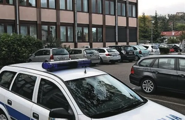 Kriminalisti tudi pri Kra&scaron;ovcu in Kendi