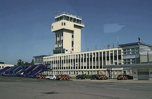  Županijsko sodišče v Veliki Gorici pri Zagrebu je začasno prepovedalo stavko na zagrebškem letališču Pleso