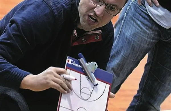 Trener Portorožanov Konstantin Subotić