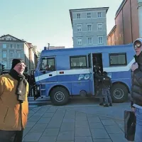 Letta Putina čakal dve debeli uri