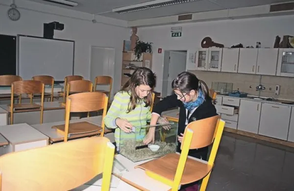 Črnovrški učenci so pravi mali strokovnjaki za radon, a sočasno so mu tudi izpostavljeni