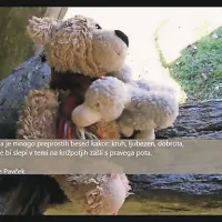Prizor iz filma Domna Uršiča Tone in raca