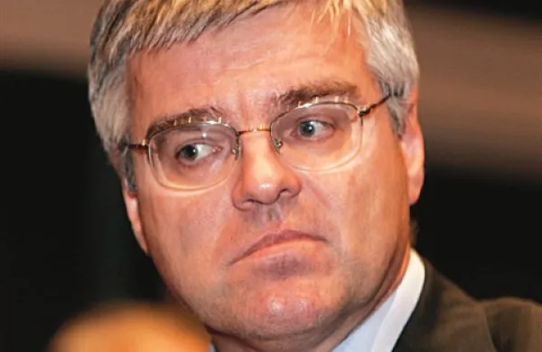 Hribar Milič je danes poudaril, da je tako velika luknja, kot je v bankah, tudi v prezadolženem gospodarstvu