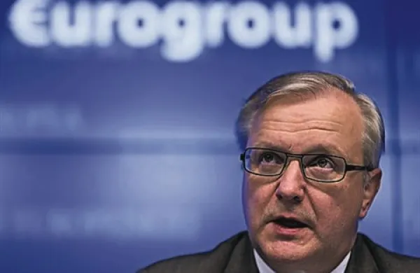 Danes je jasno, da lahko Slovenija svoj finančni sistem sanira brez finančne pomoči evropskih partnerjev, je v odzivu na objavo rezultatov pregledov slovenskih bank in ukrepov za sanacijo bančnega sistema zapisal evropski komisar za gospodarske in