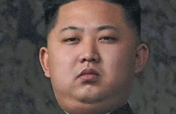 Voditelj Severne Koreje Kim Jong Un se je glede na poročilo državne tiskovne agencije KCNA dokončno znebil svojega nekdanjega mentorja in strica Jang Song Thaeka