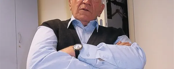 Aleksander Doplihar: “Pred dvaindvajsetimi leti, ko smo se osamosvajali, so nam zagotavljali, da bomo druga Švica. Postali smo druga Švica: večina ljudi je švicala, drugi pa so kradli denar.”