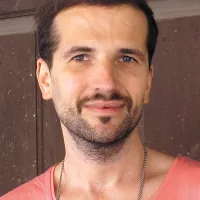 DJ Valentino Kanzyani
