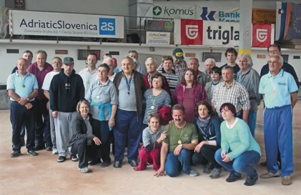 Udeleženci balinarskega turnirja v Zabičah