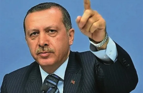 Turški premier Recep Tayyip Erdogan je zamenjal deset od 26 ministrov
