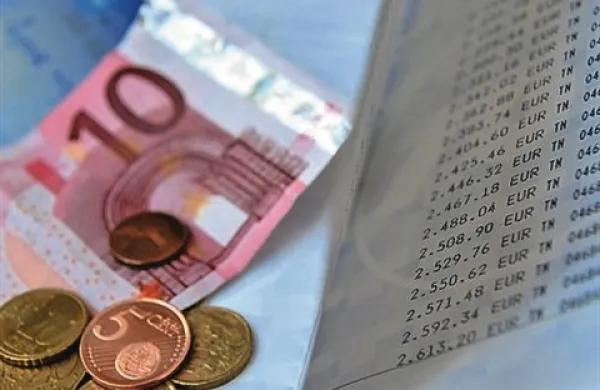 Prejemniki denarne socialne pomoči so  upravičeni do novega izračuna pravice do otroškega dodatka, subvencije za vrtec in državne štipendije, ki po novem pripada mladoletnim dijakom