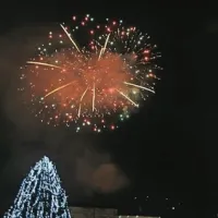 V novo leto s pesmijo, plesom in ognjemeti