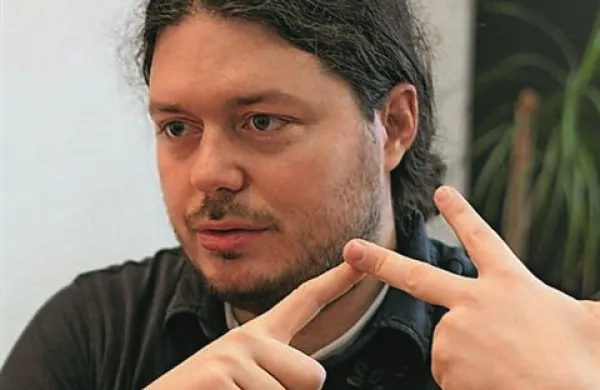   Med članki, ki so bili leta 2013 objavljeni v rubriki Goriška, je največ zanimanja pritegnil intervju z računalniškim strokovnjakom  Luko Manojlovićem 