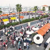 Sladka Istra je v septembru v Koper privabila približno 30.000 obiskovalcev, ki so se  na 136 stojnicah v Kopru sladkali s 400 sladicami. Prireditev je največji slovenski gastronomski festival, ki ga vsako leto obišče več ljudi. 