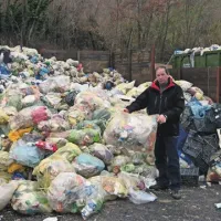 Gospodinjstva  v vaseh bolj vestno ločujejo odpadke kot v mestu, ugotavlja Drago Benčič   