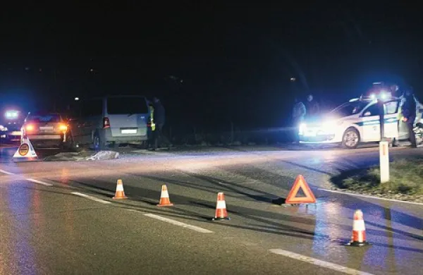 Tragična nesreča se je zgodila na neosvetljenem delu ceste, kjer ni prehoda za pešce