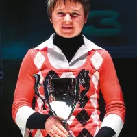 Tanja Žakelj s pokalom športnice Primorske 2013