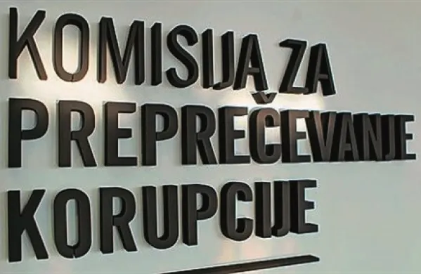 Kandidati za novo vodstvo Komisije za preprečevanje korupcije  imajo še danes čas za prijavo na javni poziv