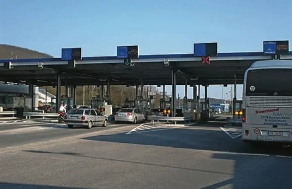 Mejni prehod Jelšane