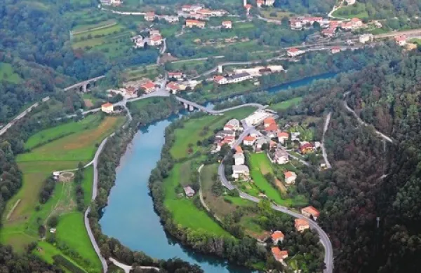 Most čez Sočo v Plavah bo dovoljeval obremenitev 25 ton 