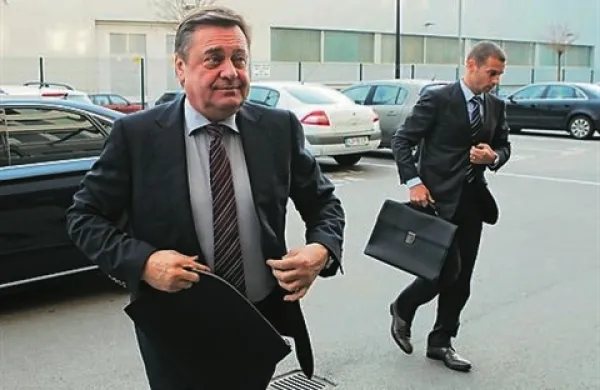 Ljubljanski župan Zoran Janković je bil danes zaslišan na Nacionalnem preiskovalnem uradu v zadevi Stožice