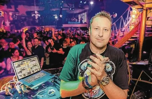 DJ Umek bo 8. februarja ponovno nastopil v izolski Ambasadi Gavioli