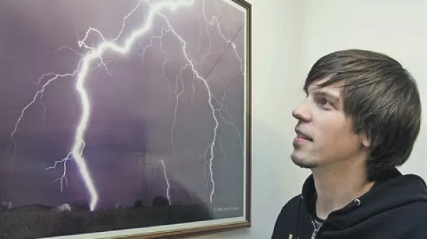 Marko Korošec se bo predstavil na predavanju o nevihtah s strelami