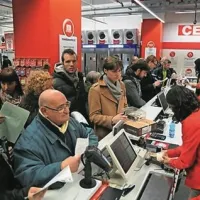 Ikein center velik konkurent trgovcem